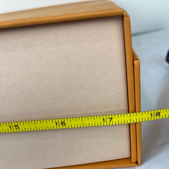 Louis Vuitton Storage Box - Large - Picture 5 of 8